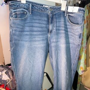 High rise curvy mom jean